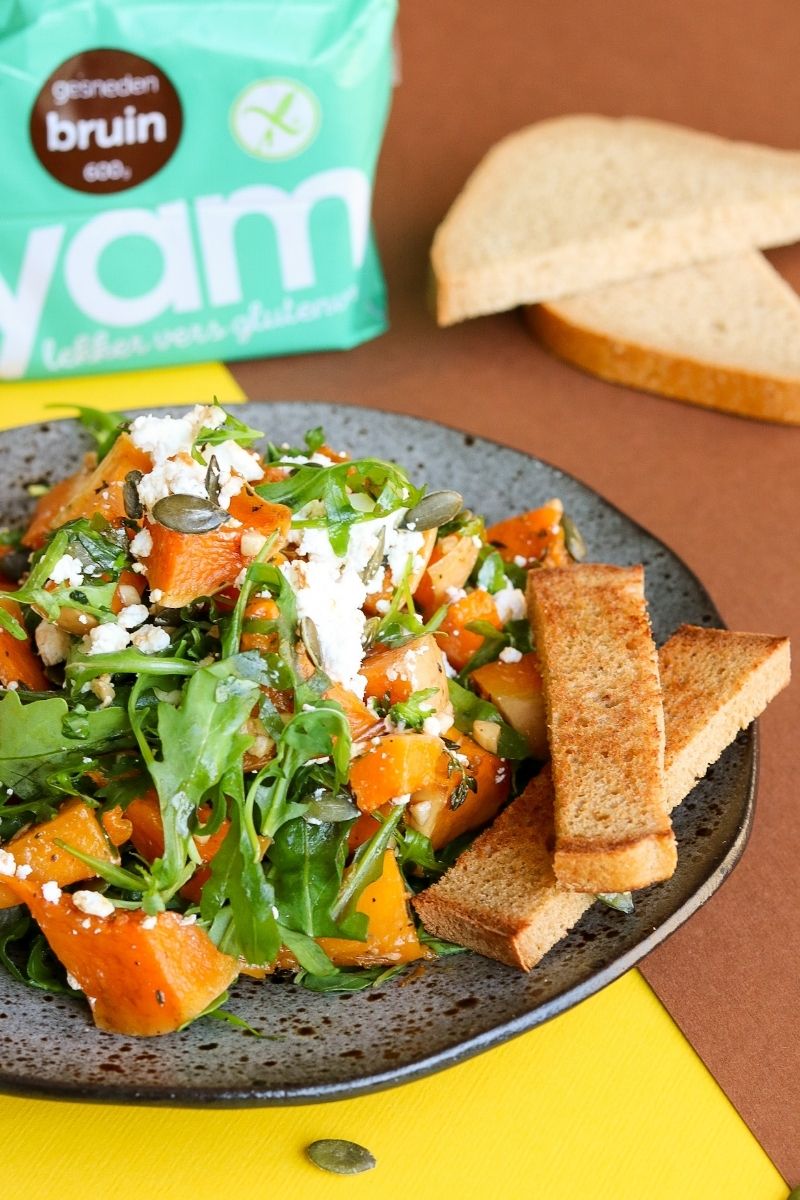 Glutenvrije salade met pompoen en geitenkaas